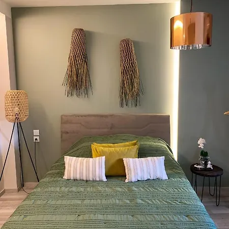 Apartmán Luxury-1bed With Porch In Greece Patras